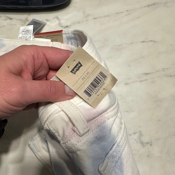 NWT Levi's 501 White Jeans Button Fly High Rise - Picture 3 of 10